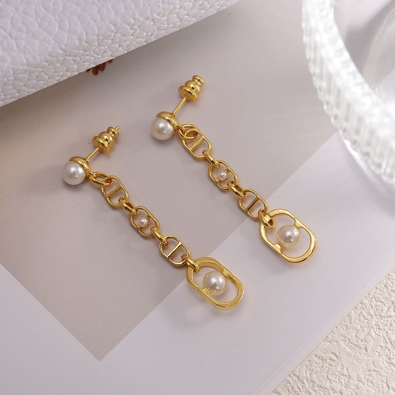 chr1st1an D10r earrings